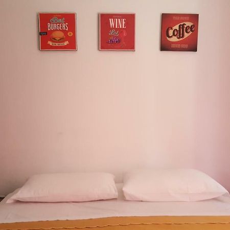Danicolas Cairoli Apartment Монца Екстер'єр фото